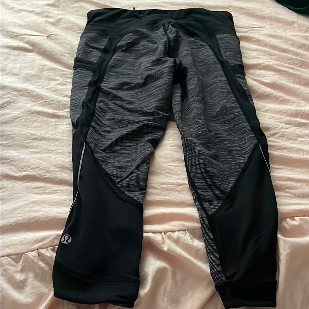 Lululemon Black and Gray Leggings